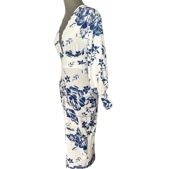 Boohoo | US size 6 | floral bodkin dress with deep v plunge neckline tie waist - Picture 6 of 10